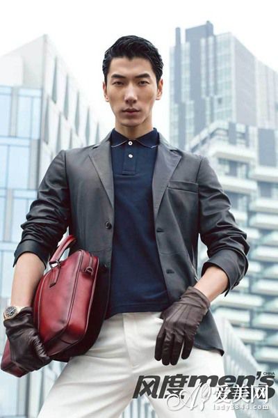  张亮参演韩剧叫板欧巴 长腿型LOOK回看 
