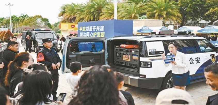 厦门湖里：警车24小时巡逻  全天护航百姓平安